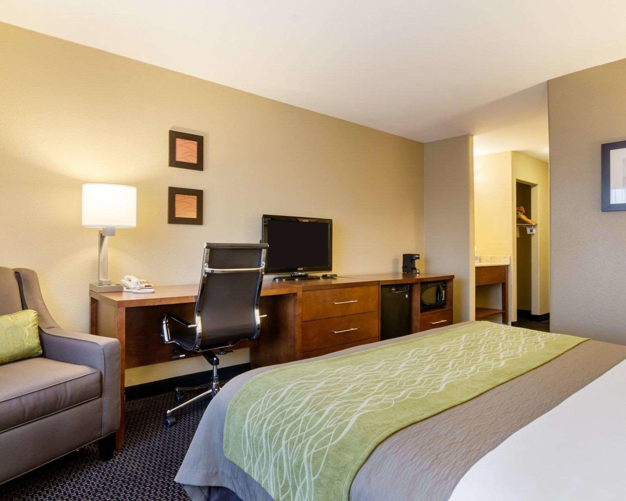 Comfort Inn Garden City Eksteriør billede